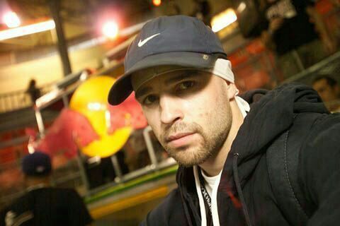 FRESCOLATE: PIONERO DEL FREESTYLE Y DEL BREAKING FRESCOLATE: PIONERO DEL FREESTYLE Y DEL BREAKING