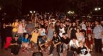 SUENA EL BAJO: DE LA REPRESIÓN EN LA PLAZA A PUBLICAR UN LIBRO
