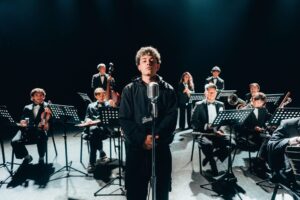 Red Bull Symphonic llega a Argentina: Trueno se presenta con orquesta